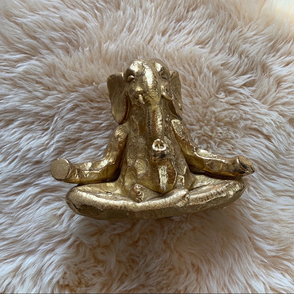 Pier 1 - Meditating Elephant Statue
